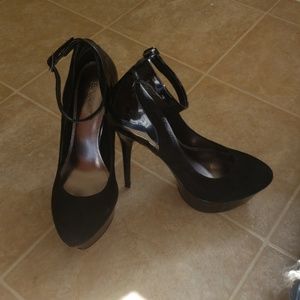 Bakers Suede/Patent leather and Platform heels